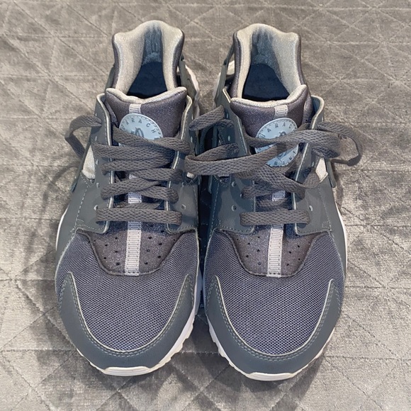 Nike Shoes Used Nike Huaraches Poshmark